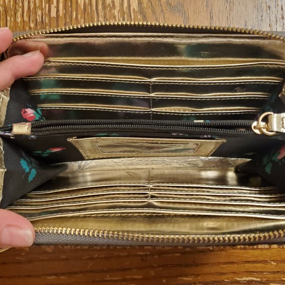 Betsey Johnson Wristlet - Picture 2 of 2